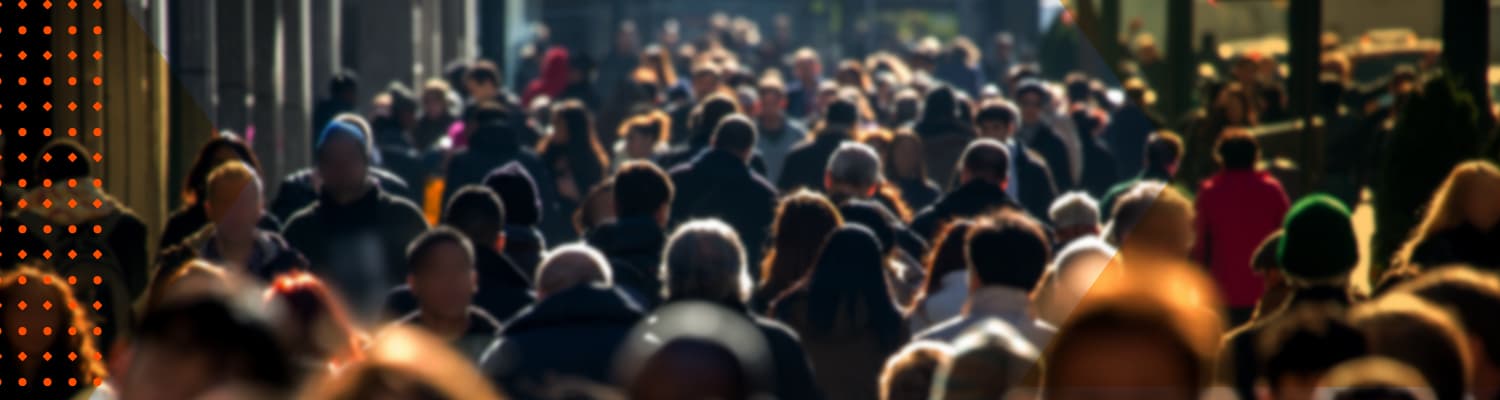 Operador en centro de monitoreo y seguridad vial